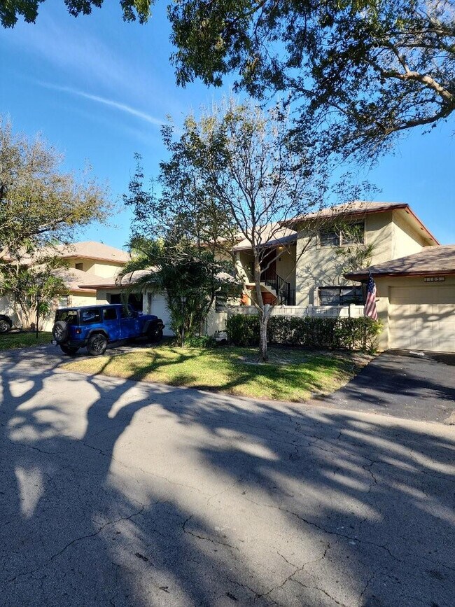 Photo - 1800 NE 39th Ct Unit 1001