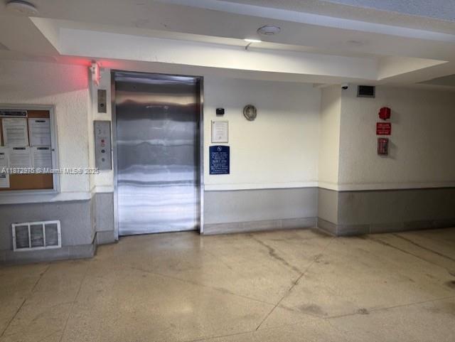 Photo - 1720 NW N River Dr Unit 313