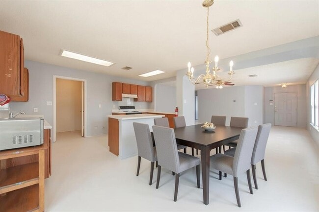 Photo - 2813 Adelen Ln