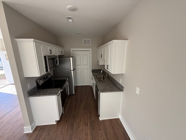 Photo - 121 Diver Dr