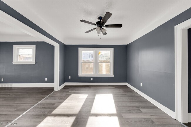 Photo - 430 E 149th St Unit 2/UP