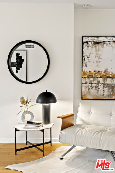 Photo - 1447 Stanford St Unidad C