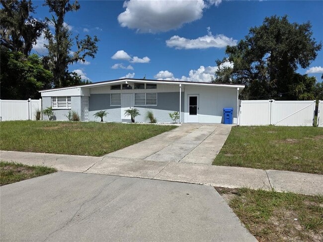 Building Photo - 1103 Teakwood Ave Rental