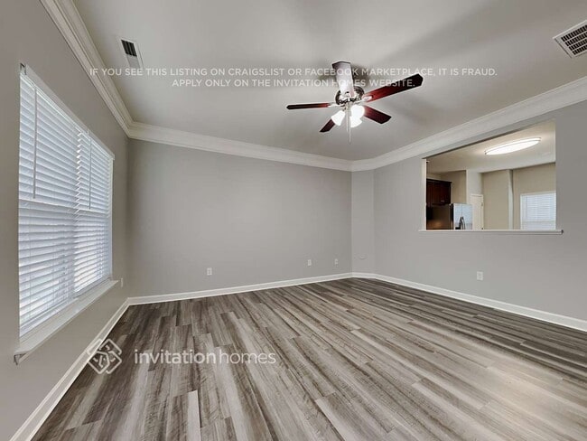 Photo - 940 Sundance Dr
