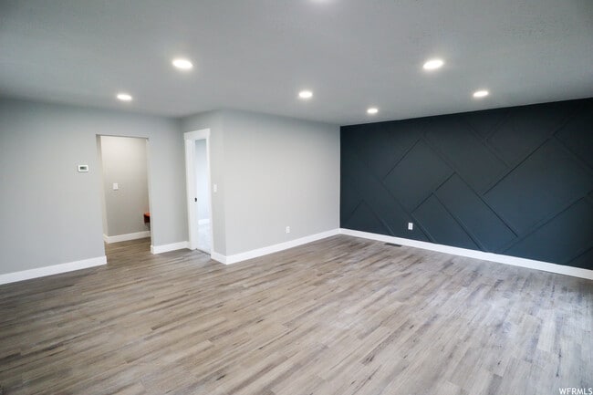 Photo - 948 E Atkin Ave