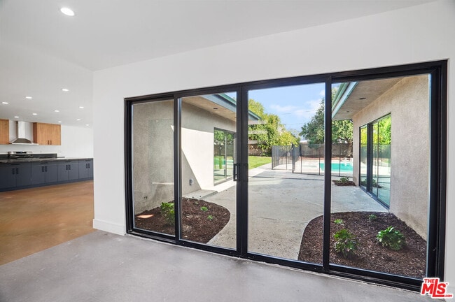 Photo - 6236 Sale Ave