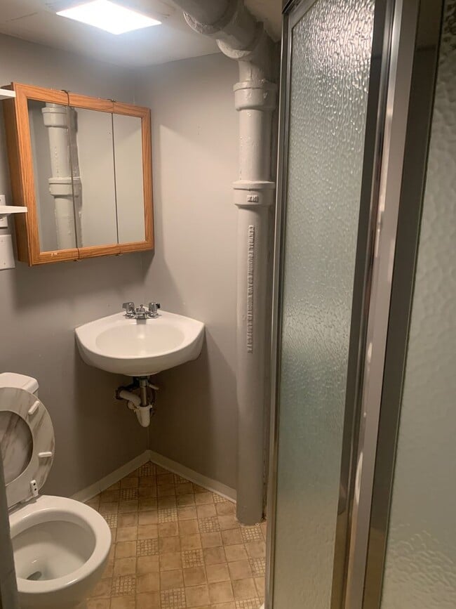 Photo - 615 19th St Unidad 2