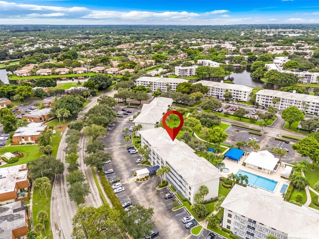 Photo - 1719 Whitehall Dr Unit 406