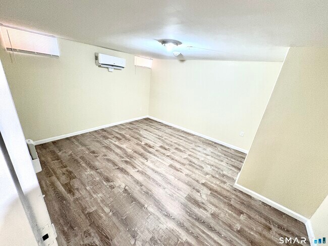 Photo - 135 W Main St Unit 1F