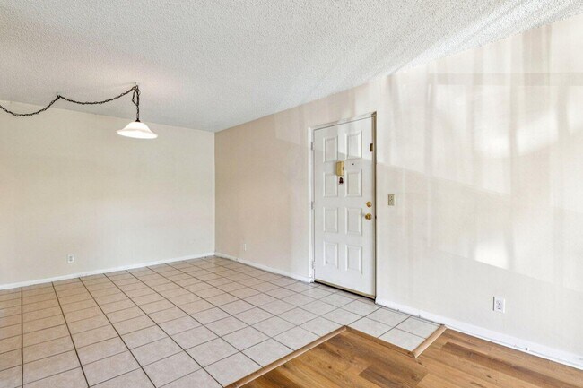 Photo - 618 Sea Pine Way Unit A2
