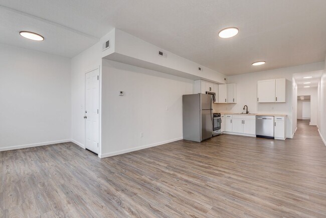 Photo - 603 E Warrington Ave Unidad 1