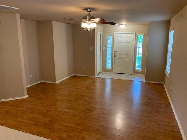 Photo - 11506 Bruce Jenner Ln