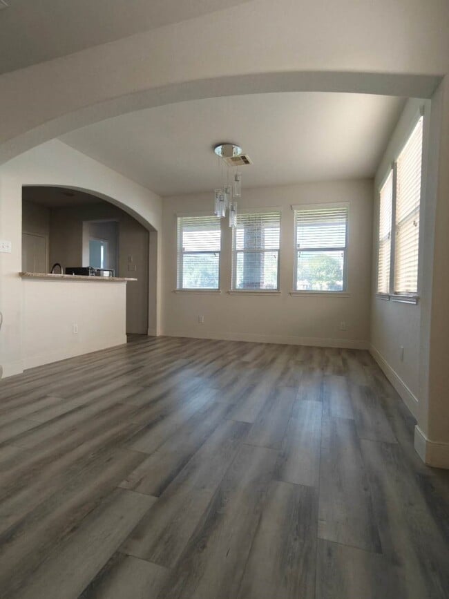 Photo - 2306 Waterford Park St