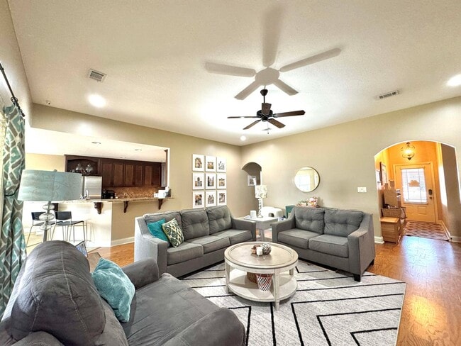 Photo - 61 Boulder Dr