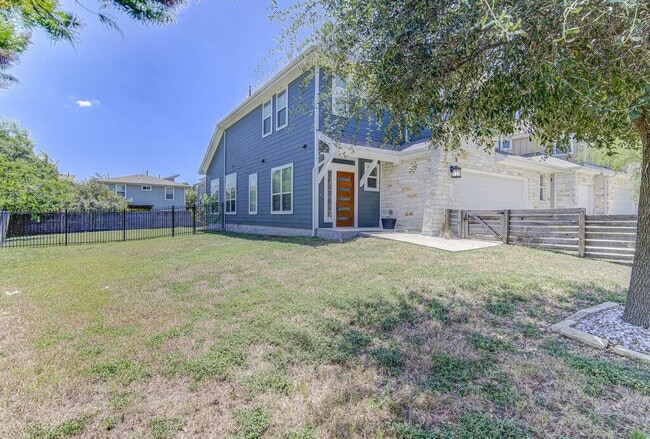 Photo - 2117 Maxwell Ln