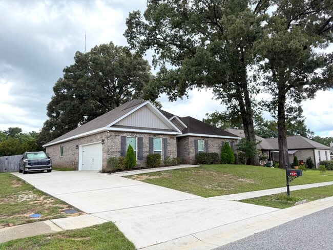 Photo - 31639 Buckingham Blvd