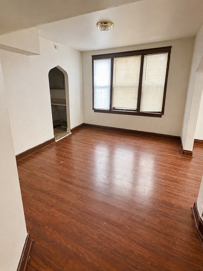 5031 S Elizabeth St Unit 2