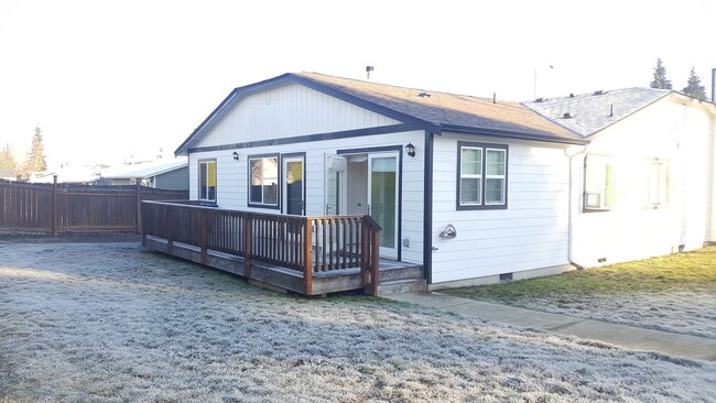 Building Photo - 249 Unit B Rental