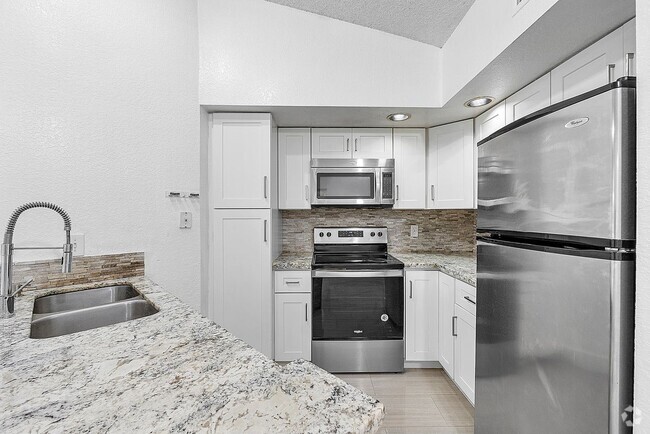 Building Photo - 417 Vista Isles Dr Unit 2328 Rental