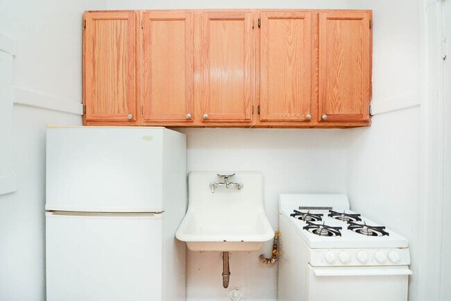 Photo - 2536 N Sawyer Ave Unit 501