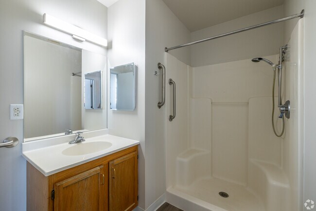 Pearl Place Apartments
