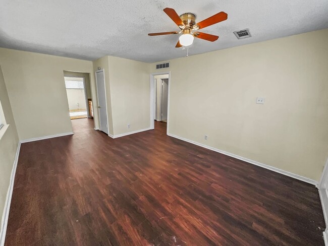 Photo - 3520 Western Ave