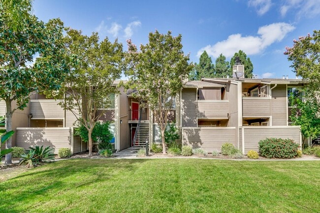 Photo - 2 bed 2 bath condo Unit 226