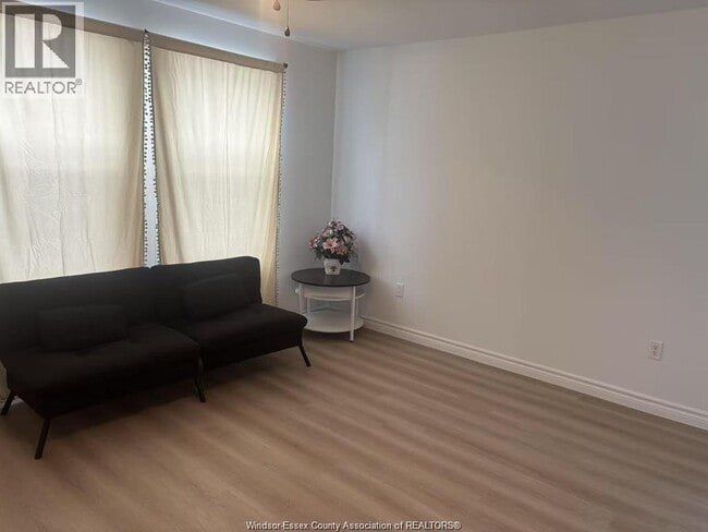 Photo - 502 Josephine Ave