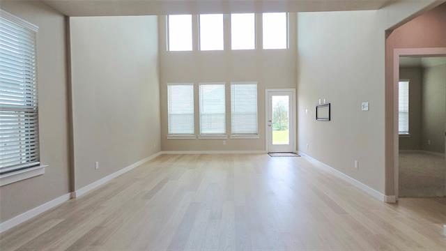 Photo - 913 London Town Ln