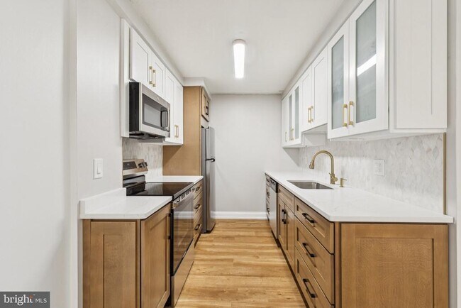 Photo - 1420 Locust St Unit 24C