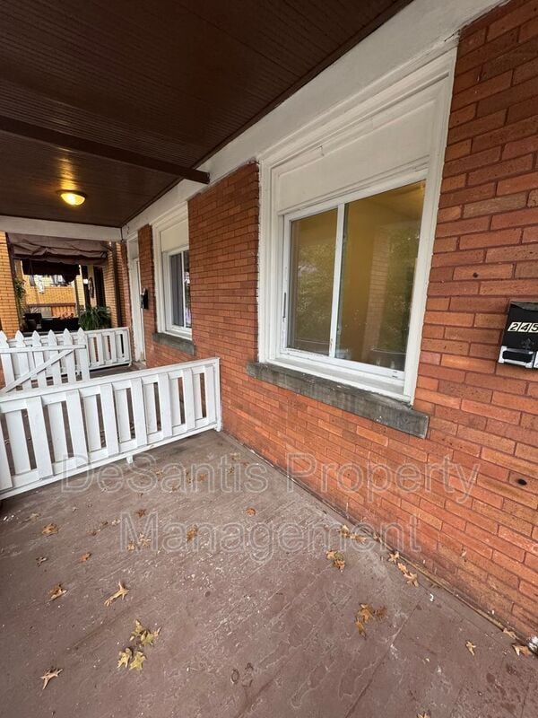 Photo - 2450 Starkamp St Unidad #2