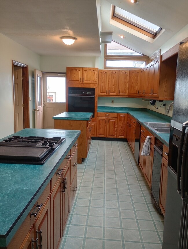 Building Photo - 185 Alsace St Unit 185 Alsace St. #1 Rental