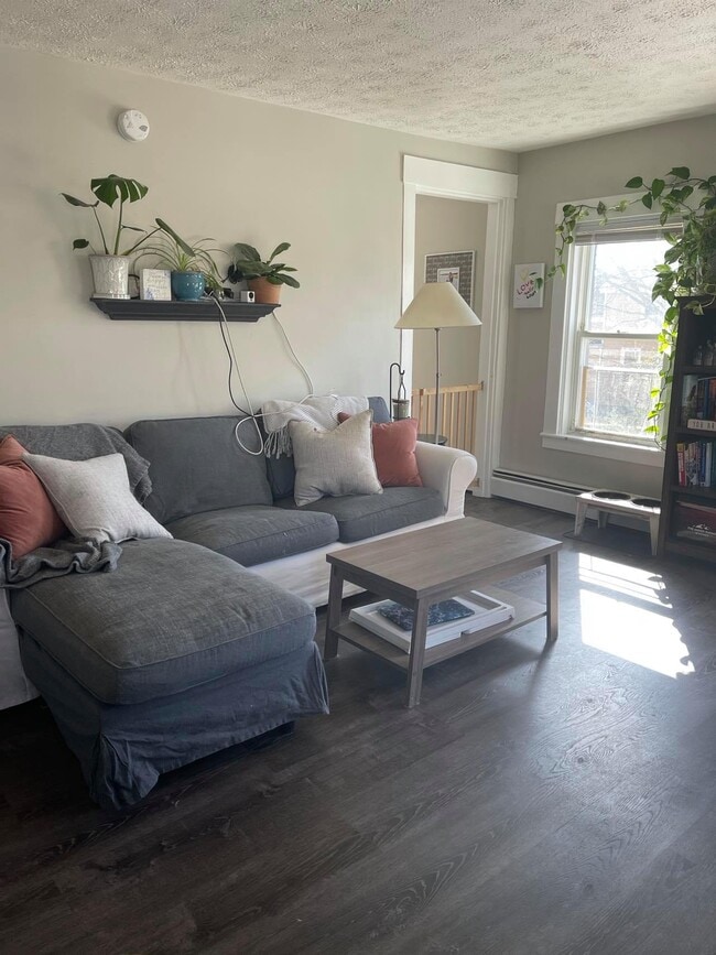 Photo - 105 Common St Unit 2