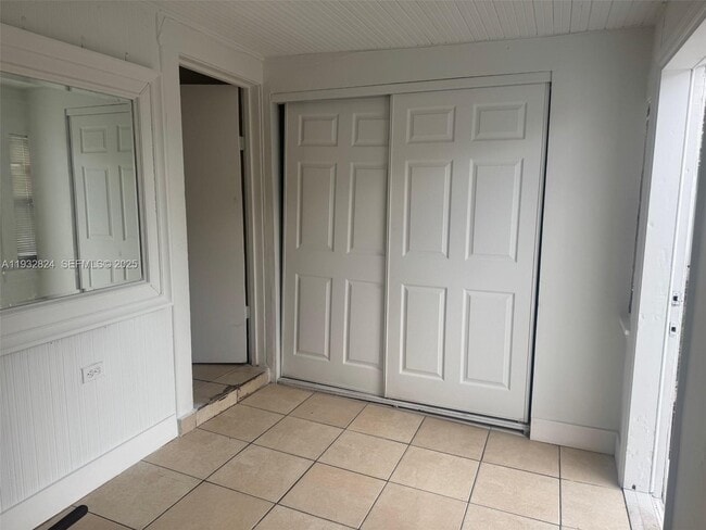 Photo - 611 S 24th Ave