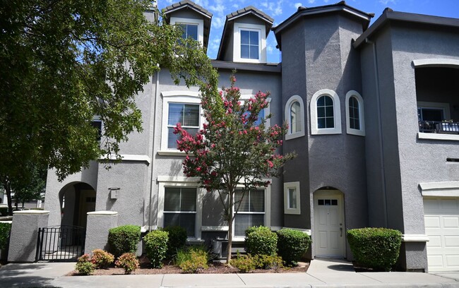Building Photo - Resident Benefit Package Property Rental