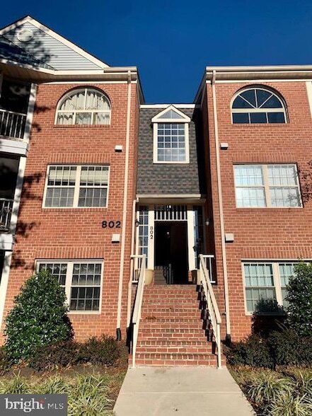 Photo - 802 Amber Tree Ct