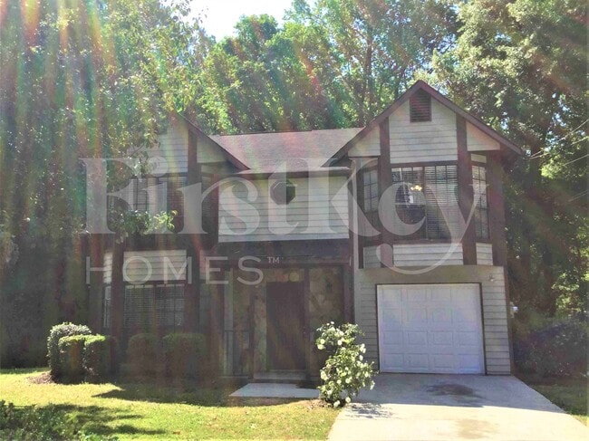 Building Photo - 5369 Biffle Ln