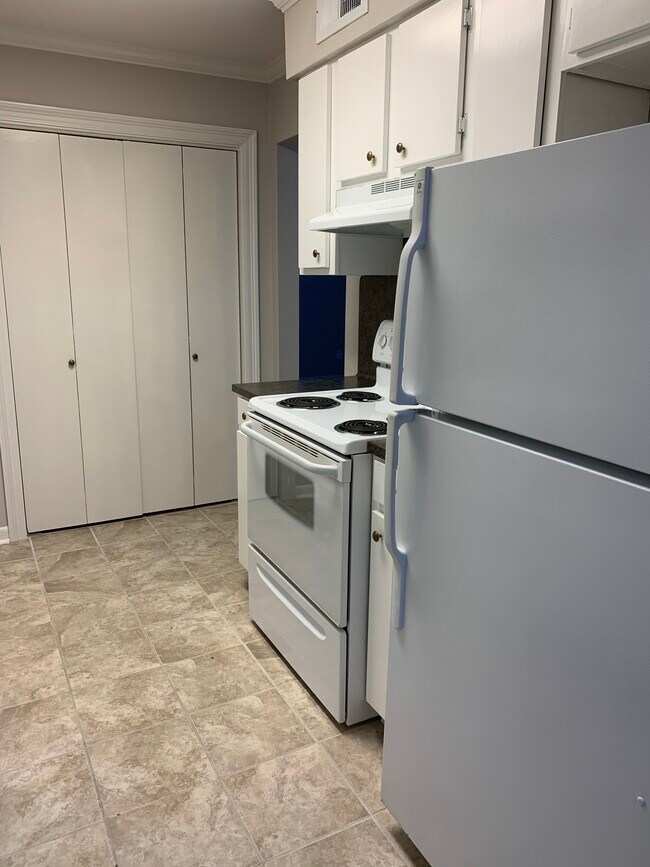 Photo - 1701 Lobdell Ave Unit 64