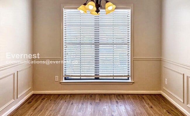 Photo - 6082 Townley Ct