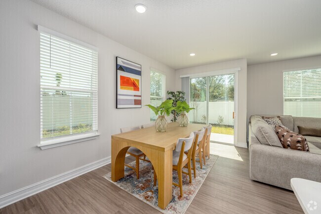3BR, 2.5BA - 2,139SF - Dining Area