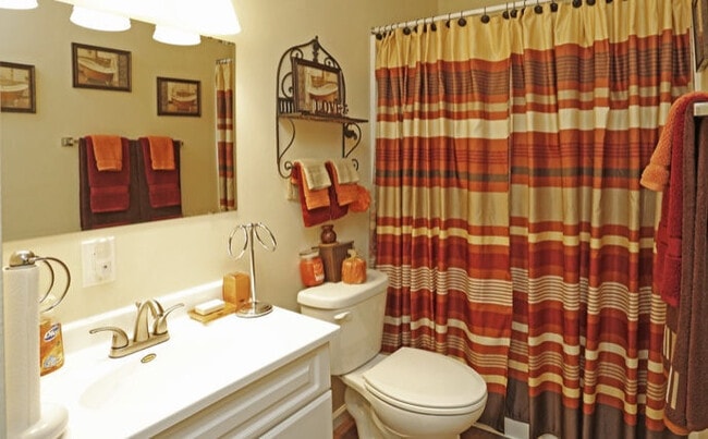 Photo - Edgewood Court