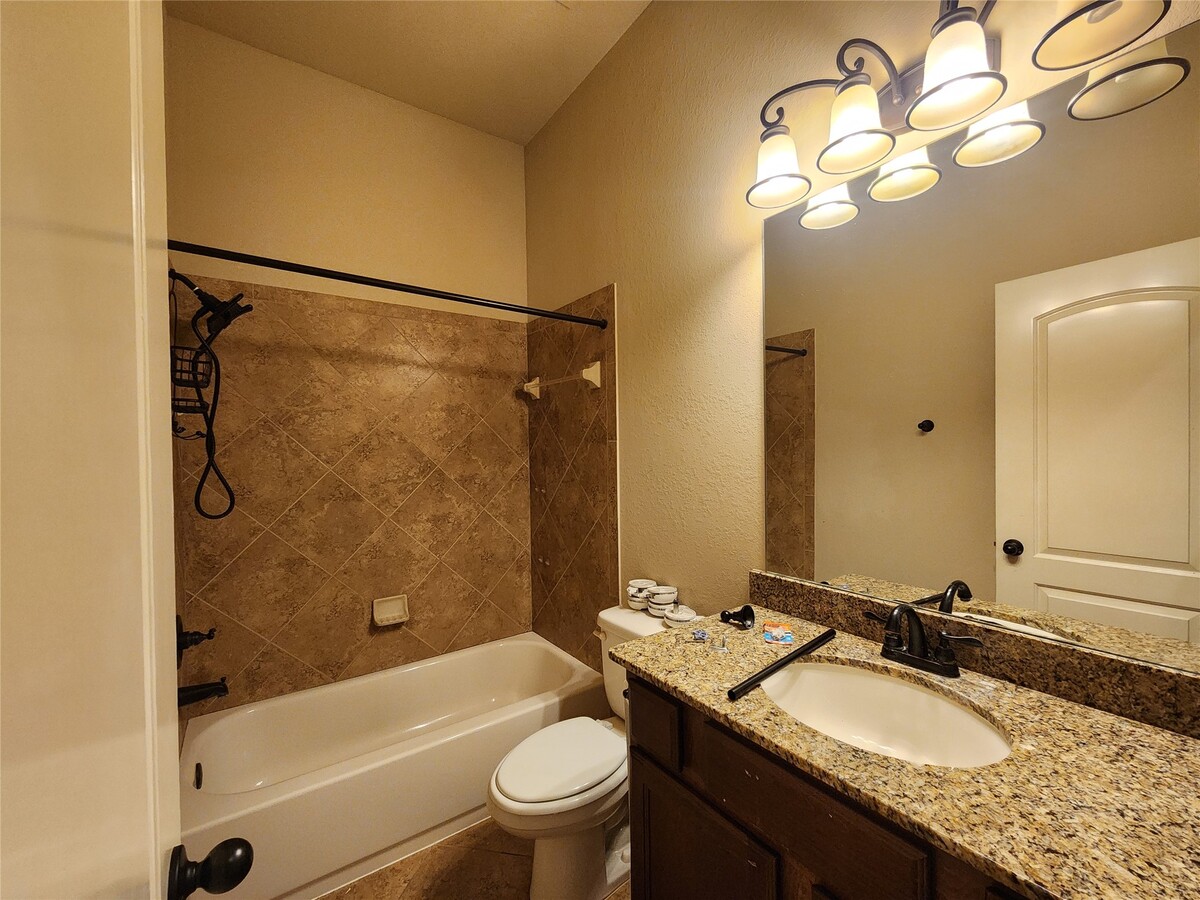 Photo - 27123 Bunker Bluff Ct