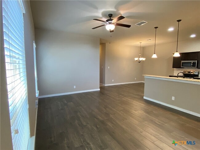 Photo - 2213 Avery Village