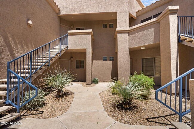 Building Photo - 11680 E Sahuaro Dr Unit 1023 Rental