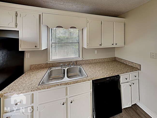 Photo - 128 Red Mill Rd