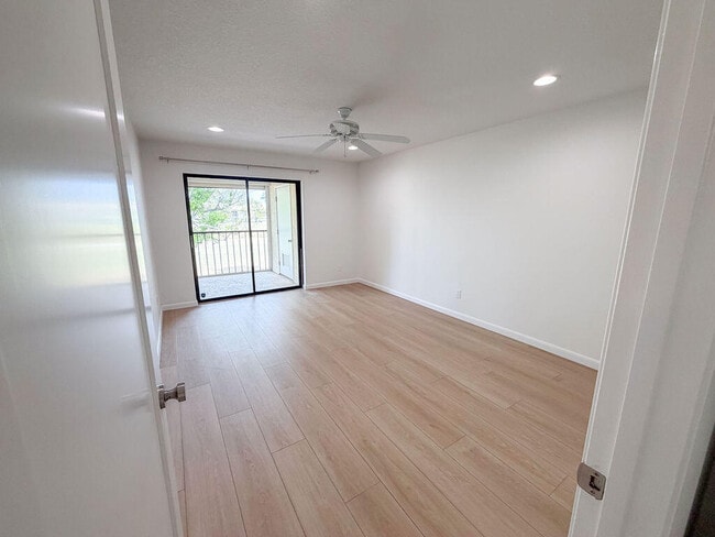 Photo - 602 Pinecrest Cir Unit B