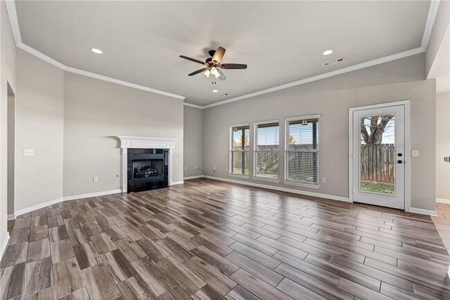 Photo - 6007 S 36th St