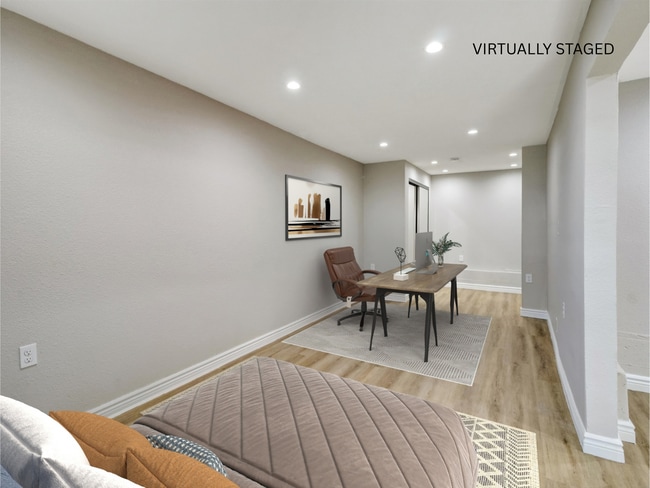 Photo - 985 1/2 Dexter St Unidad 985 Dexter