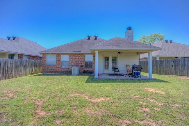 Photo - 326 Gaston Ln