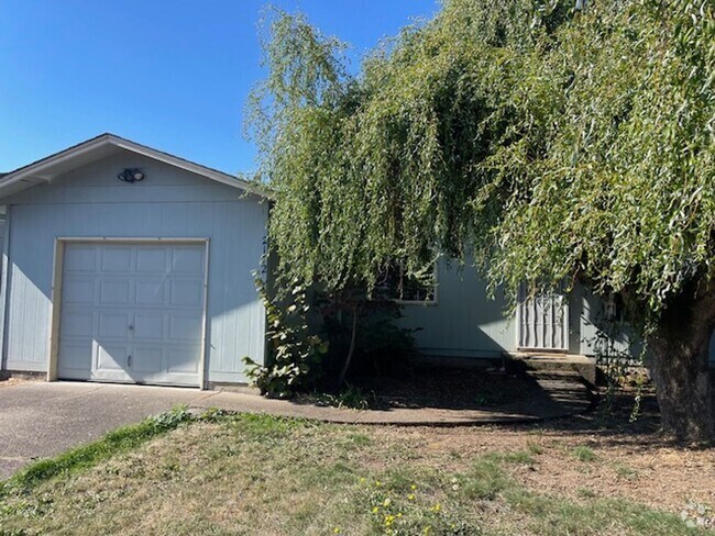 Building Photo - 3 Bedroom Home in Bethel Neighborhood